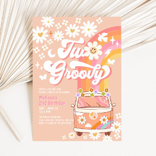 Invitación Dos Chicas Groovy Peach Van Daisy 2º cumpleaños