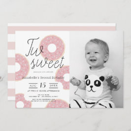 Invitación Dos dulces Chicas de Donut rosados Foto por segund