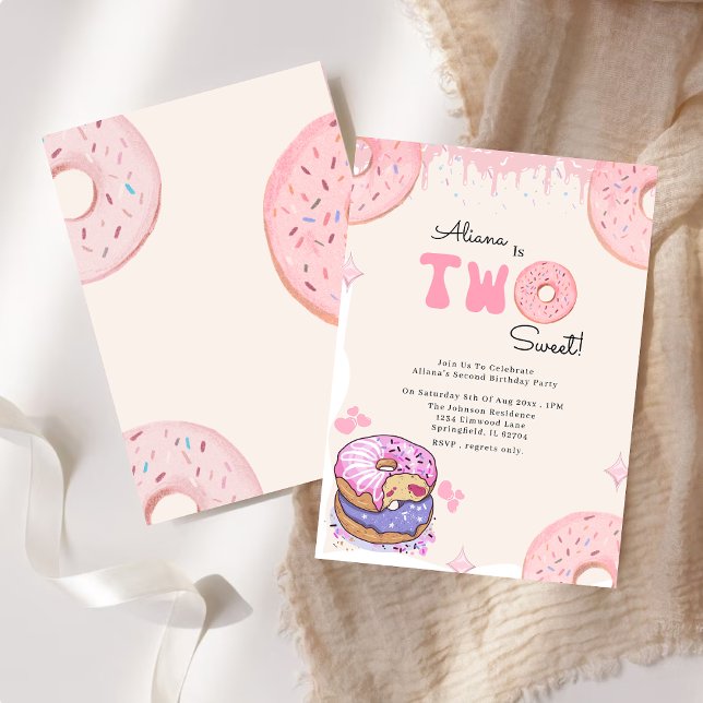 Invitación Dos dulces Chicas de donut rosados segundo cumplea (Subido por el creador)
