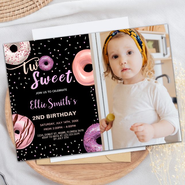 Invitación Dos dulces fotos rosadas negras de Donut Cumpleaño (Two Sweet Black Pink Photo Donut Birthday Invitation)