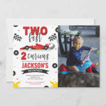 Dos fotos rojas de rápido 2 curiosos