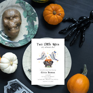 Invitación Dos pequeños abucheos fantasma en Baby Shower