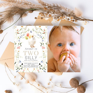 Invitación Dos Silly Goose Wildflower Foto Segundo cumpleaños