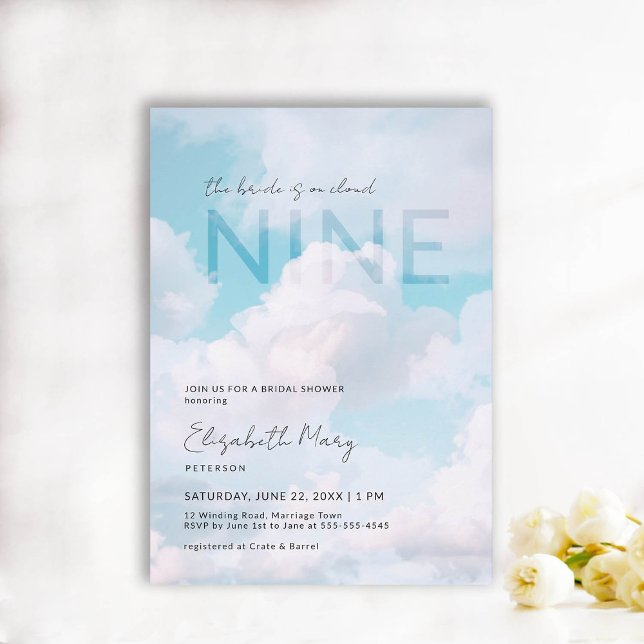 Invitación Dreamy On Cloud 9 Moderne Elegant Bridal Shower (the bride is on cloud 9 bridal shower invitation dreamy romantic pastel blue clouds sky modern chic)
