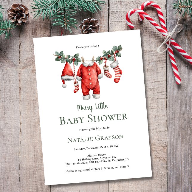 Invitación Ducha de Bebé Alegre (Merry Little Baby Shower Invite with Santa-Inspired Baby Clothesline, with Santa Suit, Hat, Socks.)