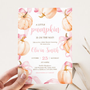 Invitación Ducha de bebé de calabaza con lazo rosa
