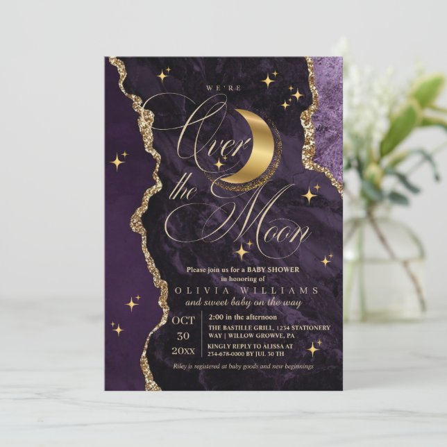 Invitación  Ducha de Bebé Estrellas Doradas sobre la Luna Púr (Anverso de pie)