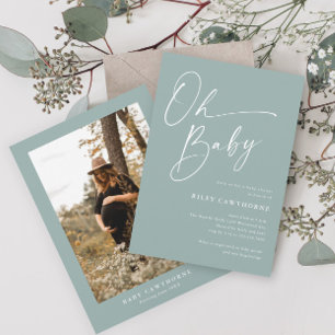Invitación Ducha de Bebé Foto Verde Sage con Letra Moderna
