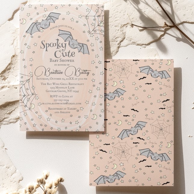 Invitación Ducha de Bebé Lindo y Tenebroso de Murciélagos Nar (Spooky Cute Baby Bats Halloween Baby Shower Orange Invite. Adorable Baby Bats Flying, Stars, Webs)