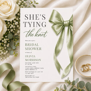 Invitación Ducha de novia con lazo verde Ella está atando el