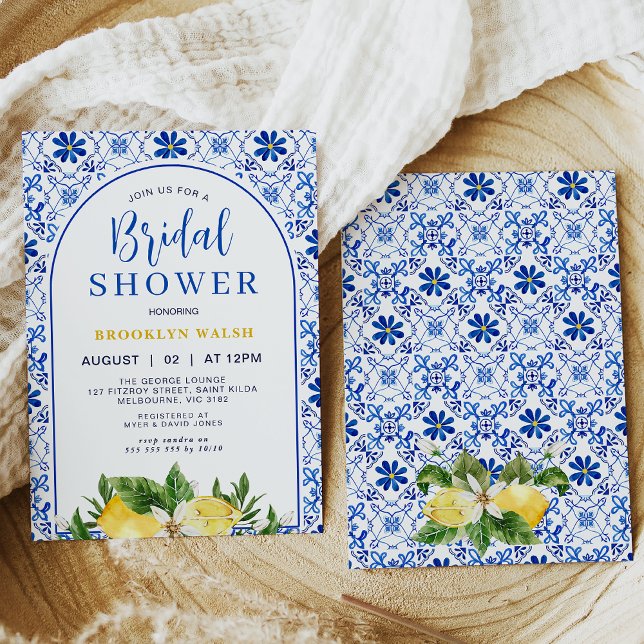Invitación Ducha de novia con limón de arco amarillo azul (Mediterranean blue and yellow tile and lemons bridal shower invitation template easy to edit. )