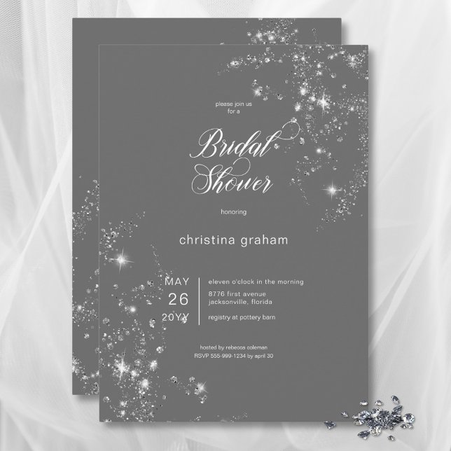 Invitación Ducha de novia de diamantes de Glam Gris y Blanco  (Modern Gray & White Glam Diamonds Bridal Shower Invitation)
