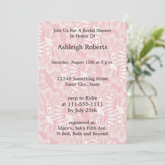 Invitación Ducha de novia de encaje floral rosa (Anverso de pie)