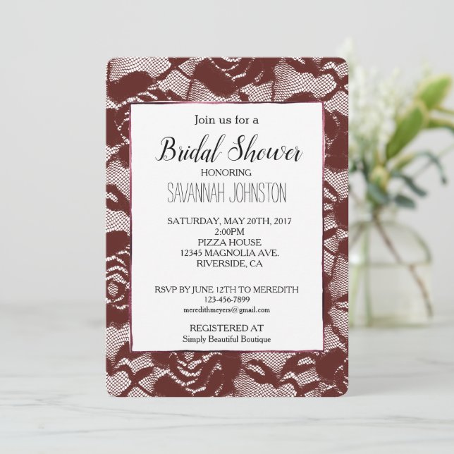 Invitación Ducha de novia floral de encaje rojo de Borgoña (Anverso de pie)