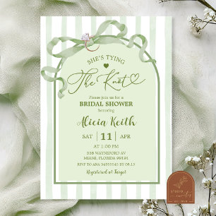 Invitación Ducha de novia Verde Salvia Ella está atando un nu