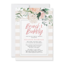 Ducha de novias con flores rosadas de brunch y bur