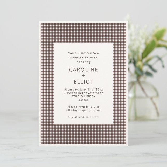 Invitación Ducha de parejas de cuadros gingham marrón chocola (Anverso de pie)