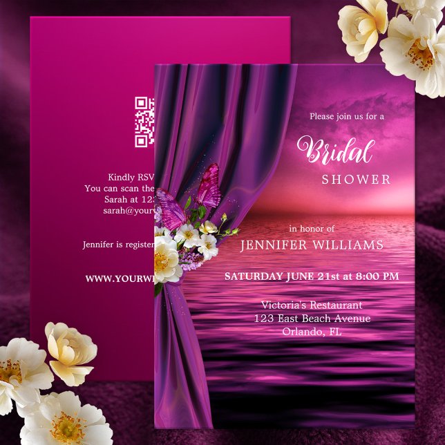 Invitación Ducha nupcial de mariposa de boho morado del océan (Bridal shower invitation featuring roses with butterflies on a purple curtain overlooking an ocean)