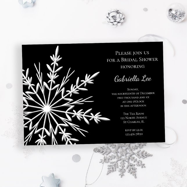 Invitación Ducha nupcial del invierno blanco y negro del copo (Set the tone for your festive event with the Black White Snowflakes Winter Bridal Shower Invitation.)