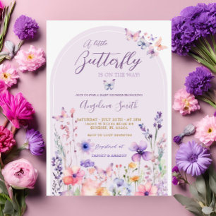 Invitación Ducha para bebé de mariposa morada de flores silve