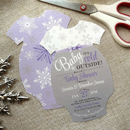 Invitación Ducha Purple Snowflake con traje de bebé