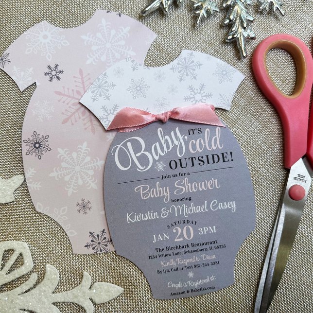 Invitación Ducha rosa de copo de nieve con traje de bodysuit  (DIY Cut Your Own + Add your ribbon Baby Bodysuit Shape Invitation, Baby It's Cold Outside, Pink Girl)