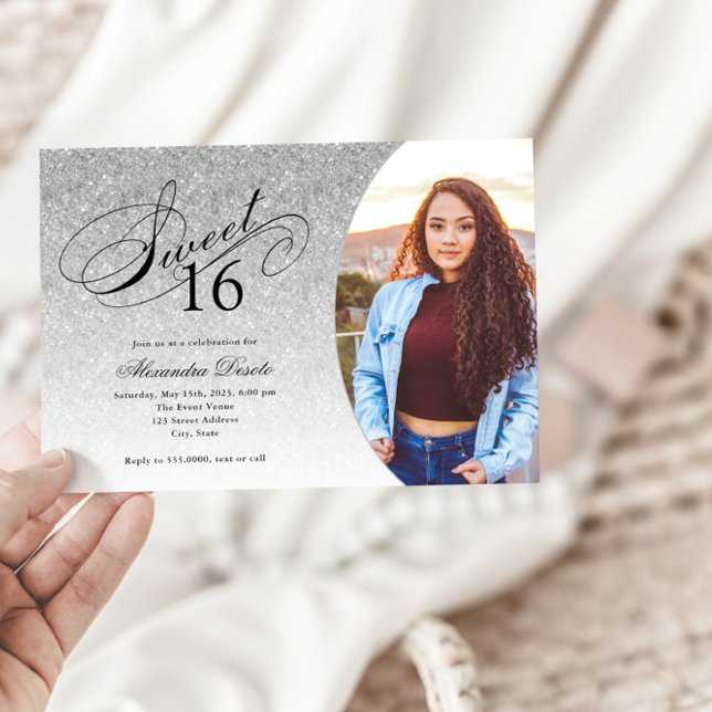 Invitación Dulce 16 Purpurina de plata de cumpleaños Glam Pho (Subido por el creador)