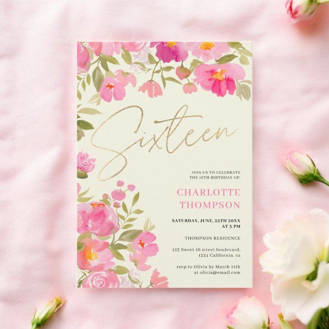 Invitación Dulce de marfil bucal rosa pintado románticamente  (Romantic Painted Pink Floral ivory Sweet 16 Invitation)
