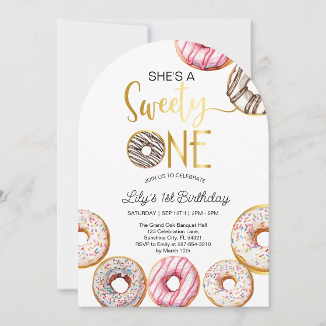 Invitación dulce de un cumpleaños, Chica de primer (Anverso)