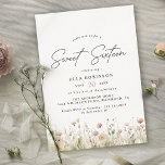 Invitación Dulce floral suave rosa Rubor Delicate 16 cumpleañ<br><div class="desc">Elegantes invitaciones para fiestas de 16 años con ilustraciones acuarelas de flores silvestres. Pastel floral sobre blanco. El lado inverso es rosa rubor,  con un patrón de coordinación.</div>