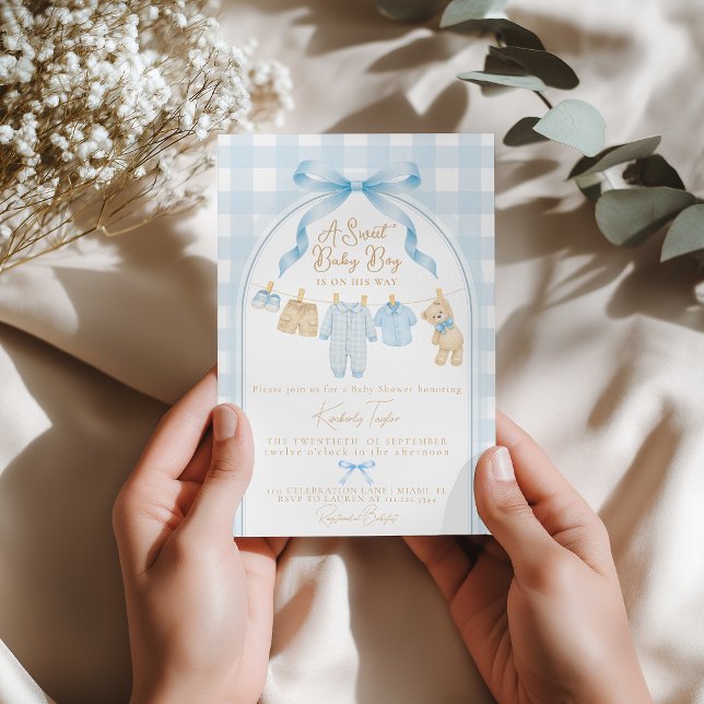 Invitación Dulce Niño Azul Ropa de bebé Shower de Cuerda de T (Subido por el creador)