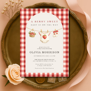 Invitación Dulce Ropa Tendida de Fresa para Baby Shower