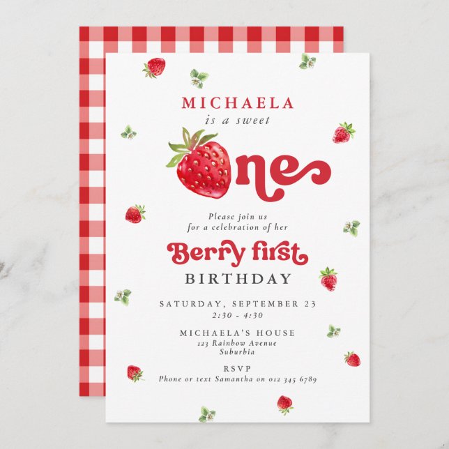 Invitación Dulce Un Berry Primer Cumpleaños Fresa Gingham (Anverso / Reverso)