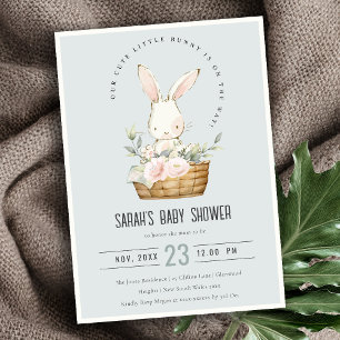 Invitación Dusky Blue Bunny En Baby Shower De La Cesta De Flo