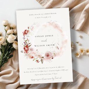 Invitación Dusky Fall Marsala Floral Wreath Parejas Ducha