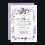 Invitación Duste Violeta Acuarela Floral Bat Mitzvah<br><div class="desc">Invitaciones de mitzvah de murciélago floral en tonos pastel con flores anemónicas,  eucalipto,  ranunculus y suculentos.</div>