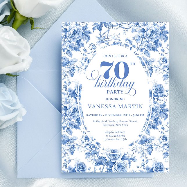 Invitación Dusty Blue 70th Birthday Floral Invitation Card (Dusty Blue 70th Birthday Floral Invitation Card)
