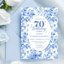 Invitación Dusty Blue Floral 70th Birthday Invitation