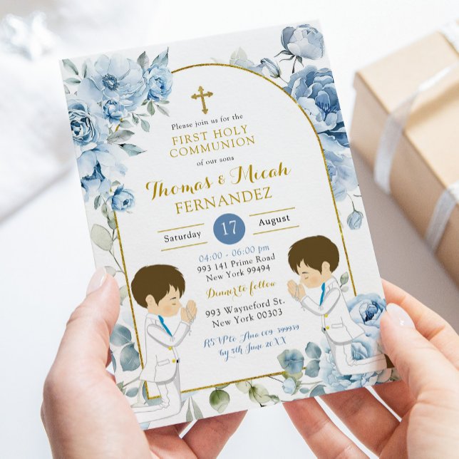 Invitación Dusty Blue Floral Twins niño rezando Santa Comunió (Subido por el creador)