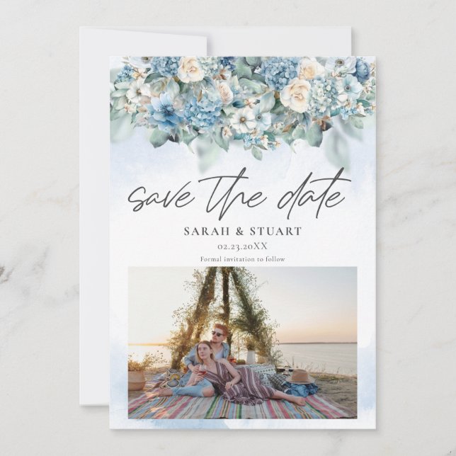 Invitación Dusty Blue Hydrangea Foto Código QR Guardar fecha (Anverso)