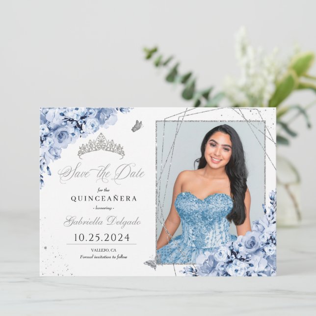 Invitación Dusty Blue Silver Quinceañera Guardar la foto de l (Anverso de pie)
