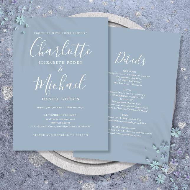 Invitación Dusty Blue Simple Todo En Un Boda De Guión De Moda (Dusty Blue Simple All In One Chic Script Wedding Invitation)