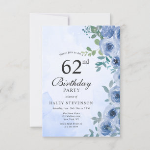 Invitación Dusty Blue Watercolor Floral Moda 62º Cumpleaños E