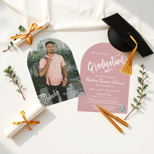 Invitación Dusty Pink Arch Photo Graduation Party Código QR