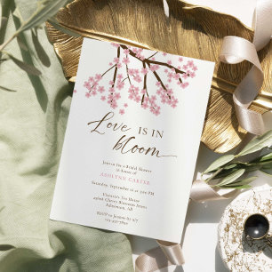Invitación El amor en la flor de cerezo en la ducha de novias