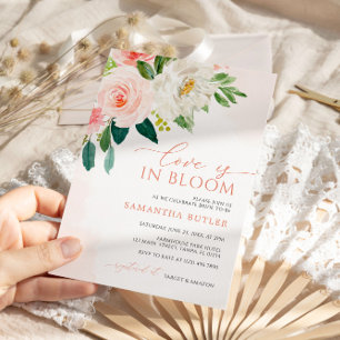 Invitación El amor en la flor rosa floral floral en la flor d