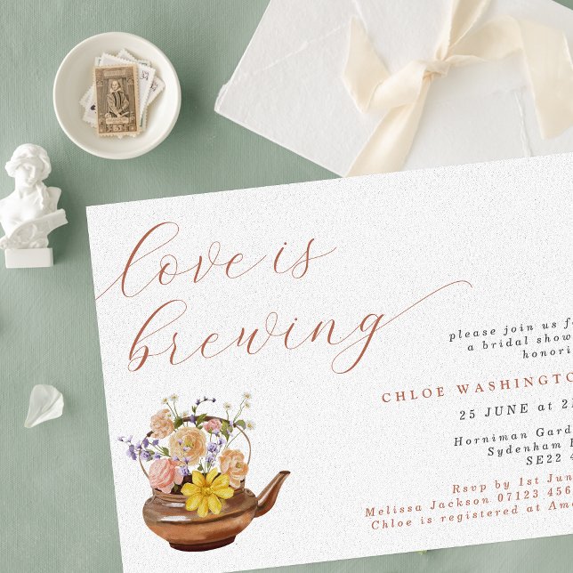 Invitación El amor está fraguando flores en la ducha de novia (Subido por el creador)