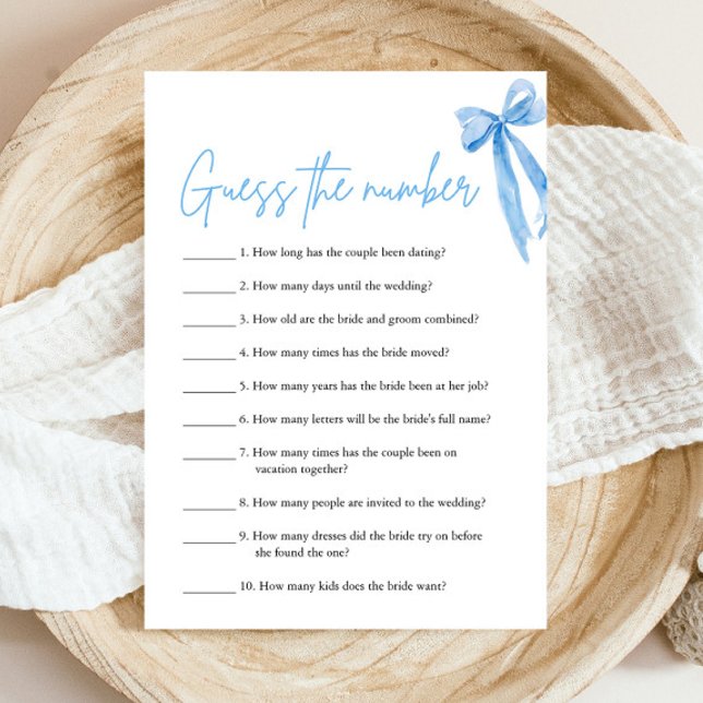 Invitación El azul turbio adivina el juego de la ducha nupcia (Modern Blue Bow Coquette Guess the Number Bridal Shower Game She's Tying the Knot Bridal Shower)