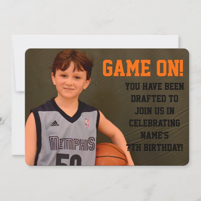 Invitación El baloncesto del cumpleaños se divierte la (Anverso)