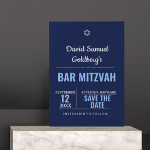 Invitación El bar moderno azul de la marina Mitzvah Guardar l